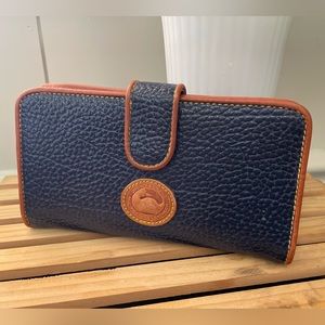 Vintage Dooney & Bourke wallet